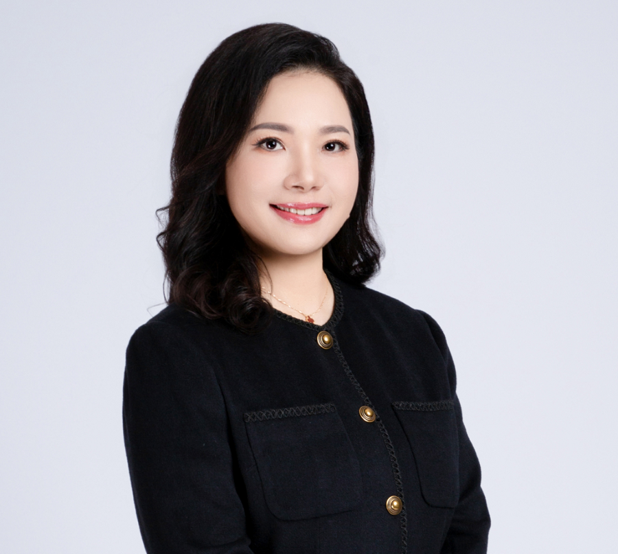 新世界发展执行董事兼新世界中国行政总裁黄少媚女士
