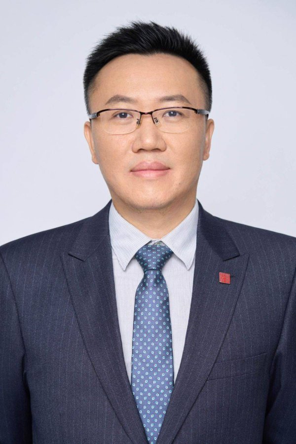 维度配资 中信百信银行陈龙强：先做数据“细活”，再求服务“质变”
